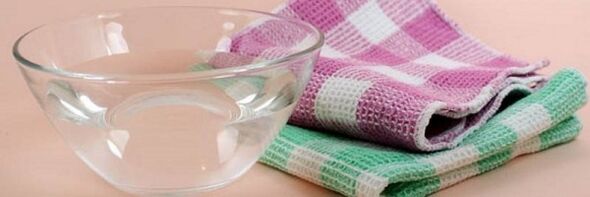 serviette humide pour compresse pour l'ostéochondrose cervicale